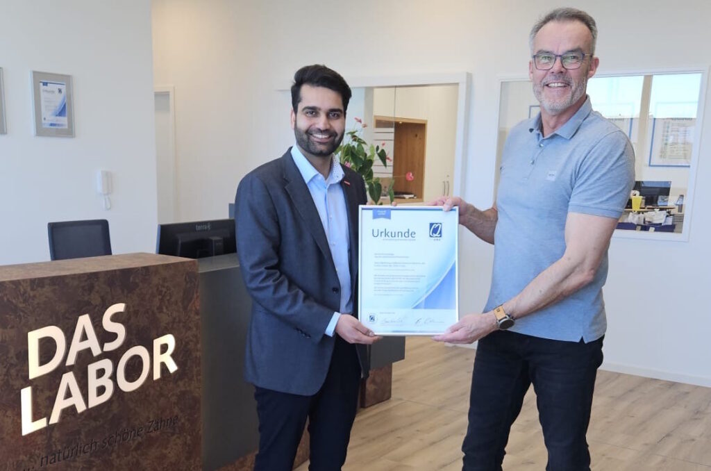 Meisterlabor erhält QS-Dental-Zertifikat – Qualität und Patientensicherheit im Fokus