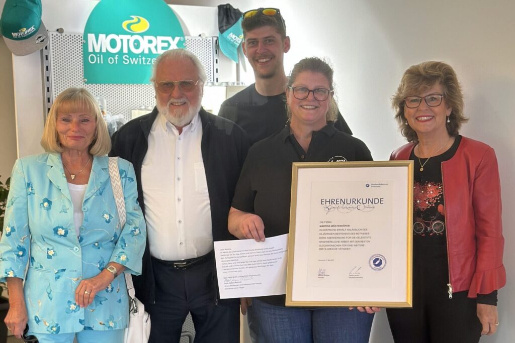 Goldenes Betriebsjubiläum bei BMW-Spezialist WÜDO